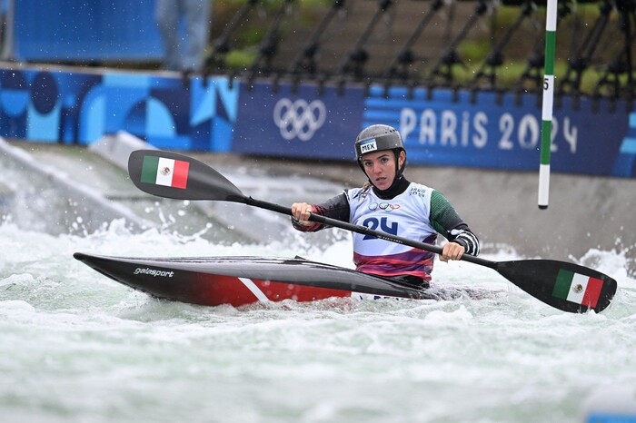 #Video | La mexicana Sofía Reinoso es eliminada en prueba de canotaje en París 2024