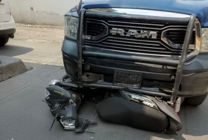 #Video | Motociclista herido en choque con patrulla de Policía Municipal, en Uruapan