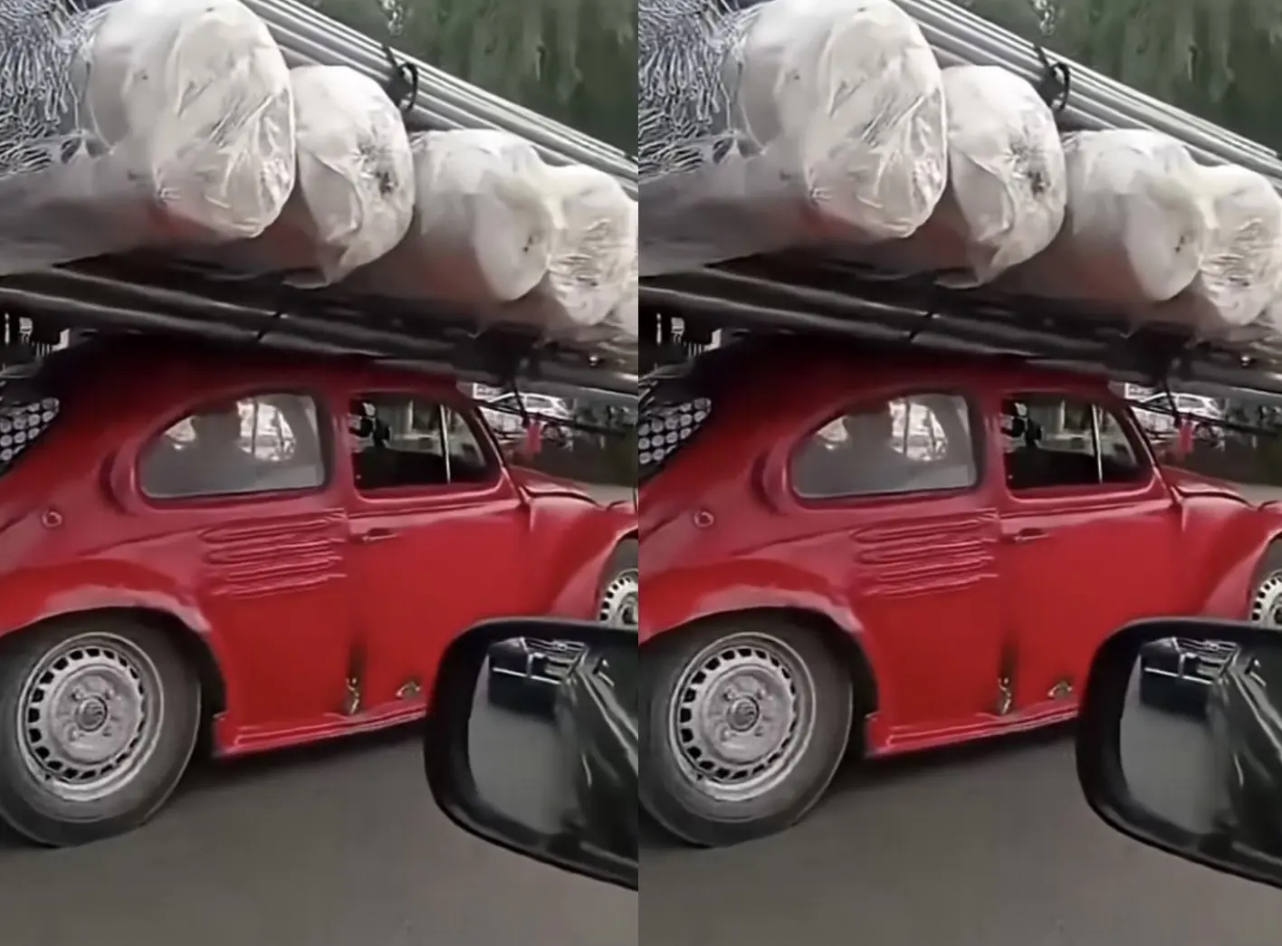 #Video: Pequeño vocho sorprende al transportar enorme carga de material de obra