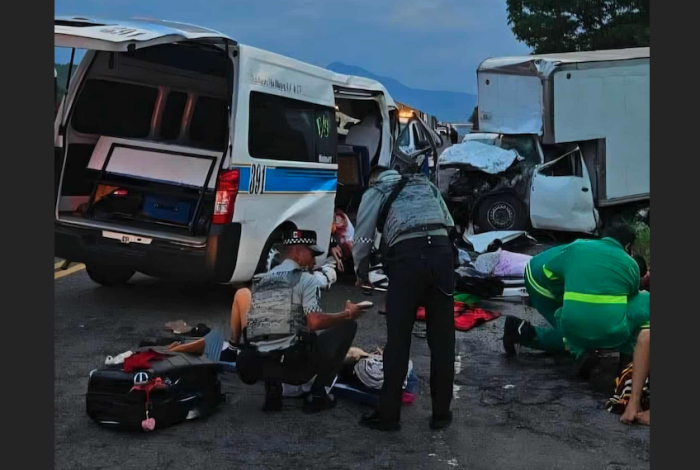 #Video #Preliminar | 4 muertos y 5 heridos deja fatal accidente en la autopista Siglo XXI