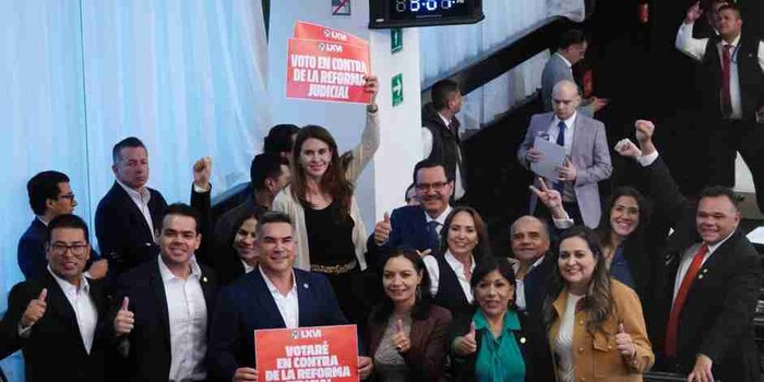 #VIDEO: Senadores titulares y suplentes de PRI, listos para votar en contra de la reforma al Poder Judicial