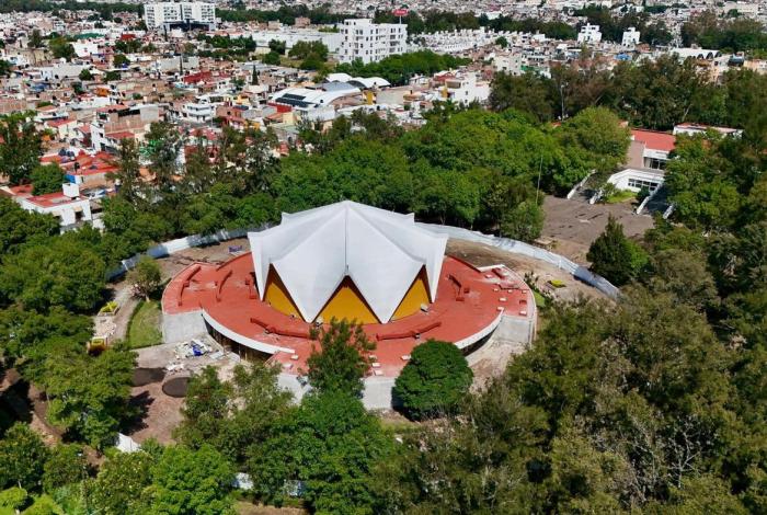 #Video | Supervisa Bedolla avances de la modernización del Planetario de Morelia