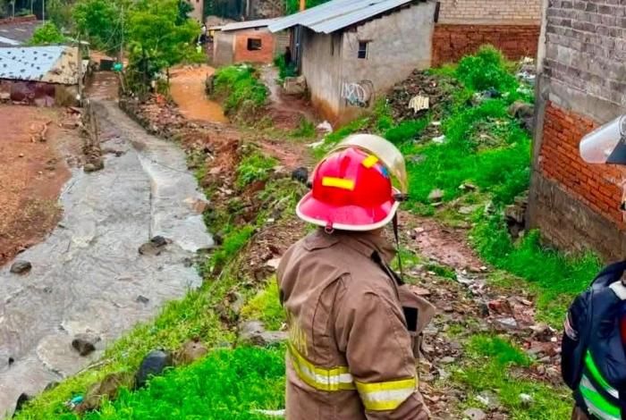 #Videos |  Fuerte tromba azota a Pátzcuaro, PC Estatal mantiene los recorridos de atención