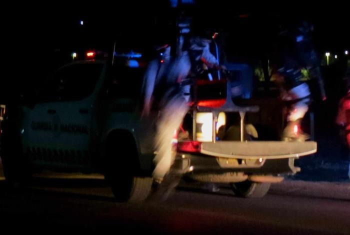 #Videos | Noche de fuertes balaceras entre delincuentes en La Ruana; no hay reporte de fallecidos