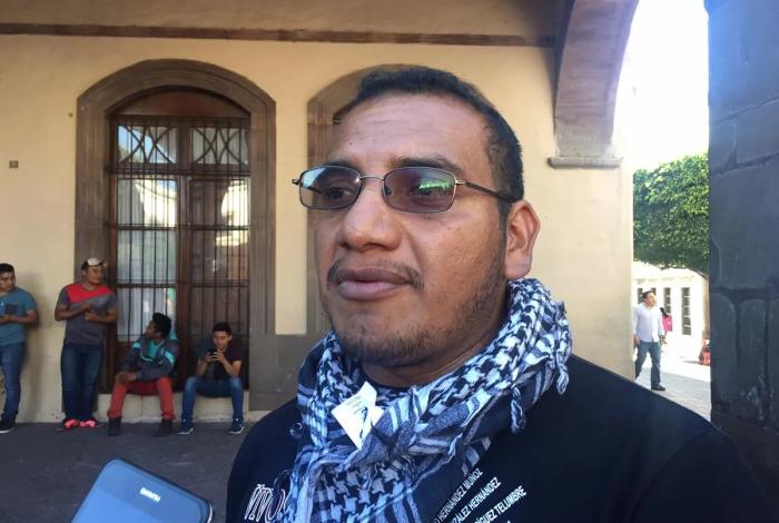 Vidulfo Rosales deja a los padres de los 43 normalistas y se perfila hacia la SCJN para sumarse con el ministro Hugo Aguilar