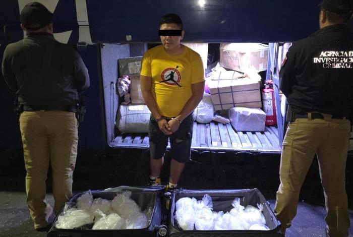 Vinculan a proceso a hombre que transportaba 40 toneladas de metanfetamina