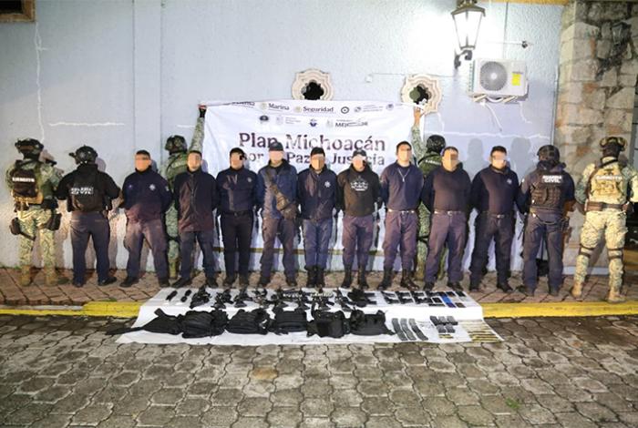 Vinculan a proceso a nueve falsos policías detenidos en Zinapécuaro