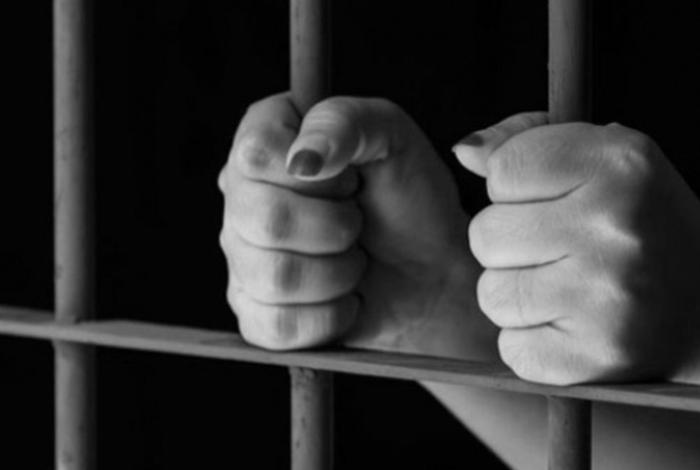 Vinculan a proceso a una mujer por presunto delito de secuestro de un servidor público de Chilchota