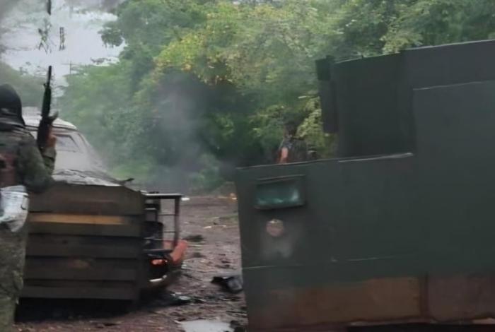 Violenta disputa territorial en Apatzingán deja al menos dos sicarios muertos