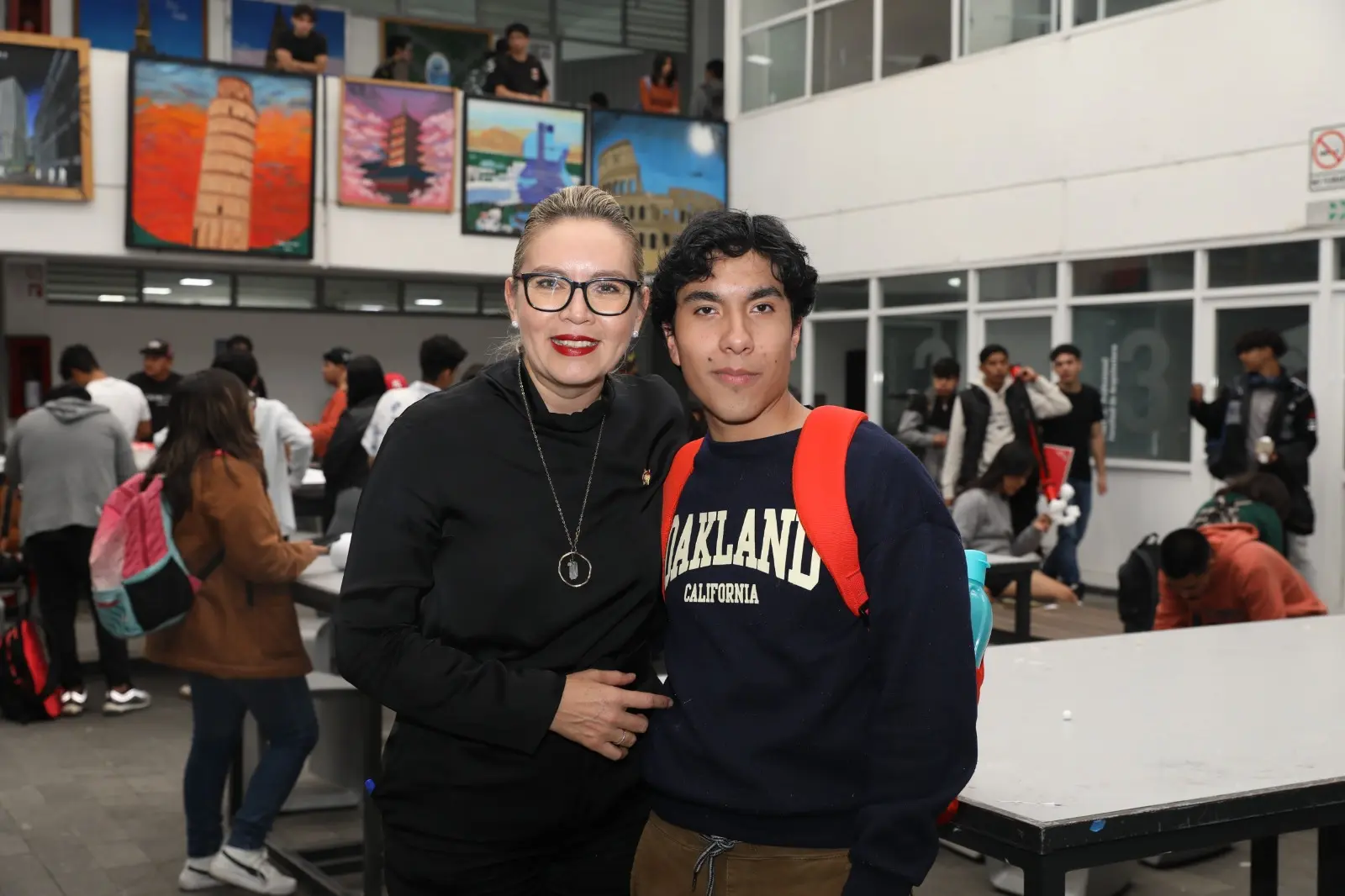 Yarabí Ávila da la bienvenida a quienes se incorporan a la familia nicolaita; UMSNH arranca Ciclo Escolar 2025-2026