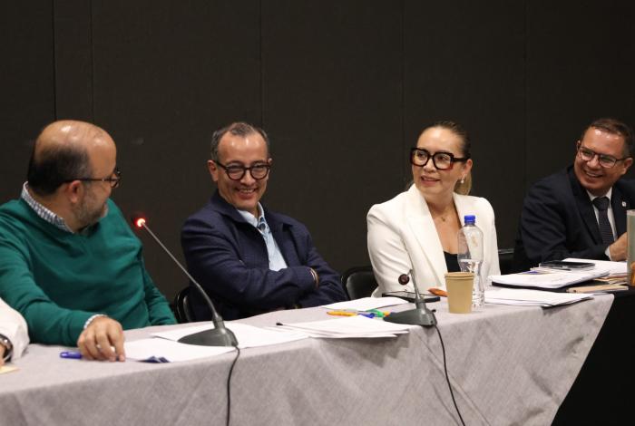 Yarabí Ávila participa en las Mesas de Diálogo del Plan Michoacán por la Paz y la Justicia; UMSNH plantea propuestas para abonar en la estrategia