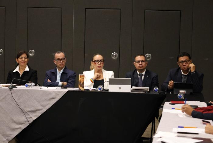 Yarabí Ávila participa en las Mesas de Diálogo del Plan Michoacán por la Paz y la Justicia