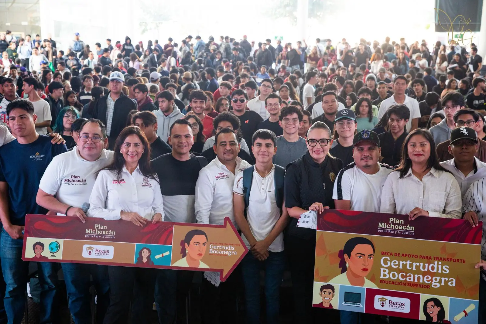 YARABÍ ÁVILA RECONOCE APOYO DE LA PRESIDENTA CLAUDIA SHEINBAUM A JÓVENES NICOLAITAS CON BECA GERTRUDIS BOCANEGRA