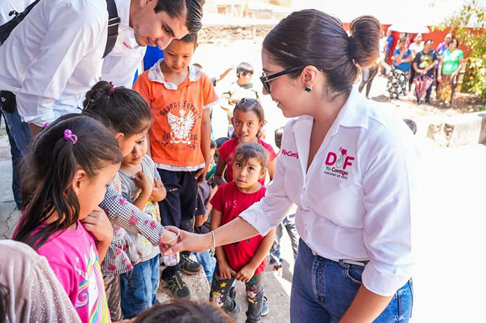 Yohana Mendoza llega con la Caravana para el Bienestar YoContigo a San Cayetano y Araparícuaro
