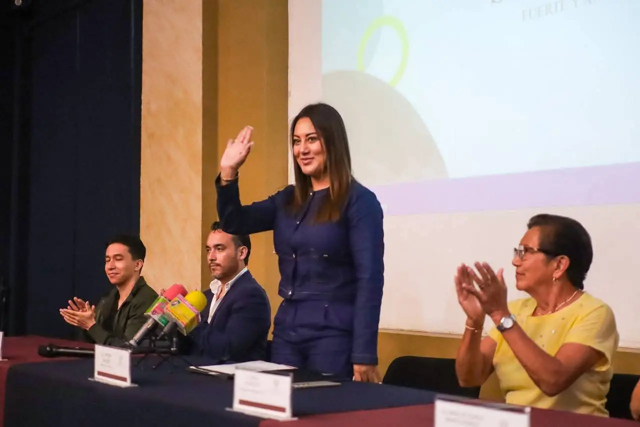 Zacapu impulsa el bienestar de los adultos mayores con programa de envejecimiento saludable: Mónica Valdez